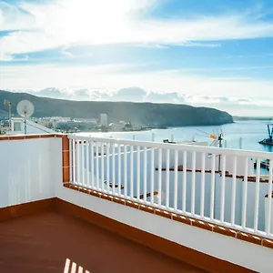 Penzion Banana Surf House, Los Cristianos (Tenerife)